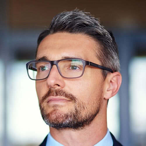 Fast & Professional Customer Support Ut enim ad minima veniam, quis nostrum exercitationem ullam corporis suscipit laboriosam, nisi ut aliquid ex ea commodi consequatur — John Woodgate CEO, Q-corporation